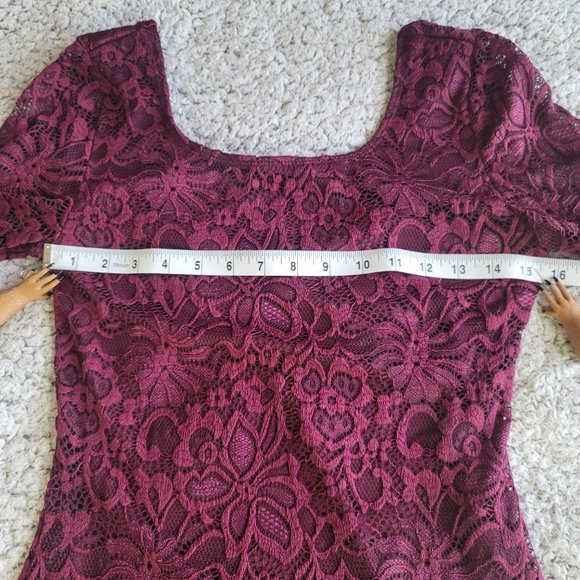Francesca's Burgundy Bell Sleeved Lace Dress - Size Small - Picture 9 of 13
